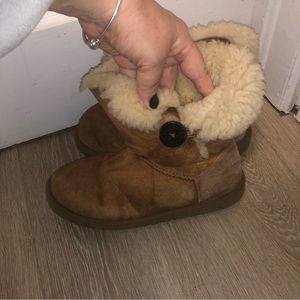 Ugg ladies winter boots size 6